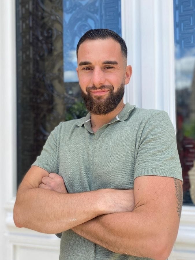 Stephen Lenoble, artisan peintre à Honfleur, fondateur de SL Peinture